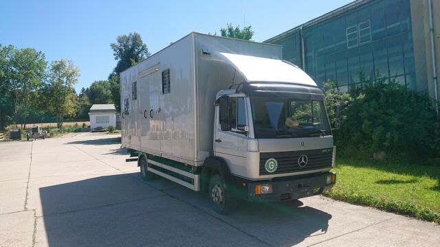 Mercedes-Benz 817 L Pferdetransporter (305373475)