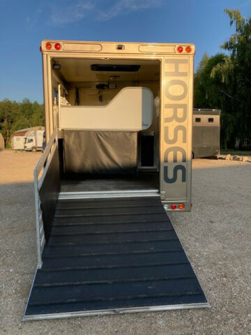 Andere Pferdeanhänger mit Wohnung (307733178)