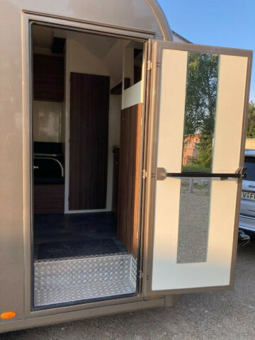 Andere Pferdeanhänger mit Wohnung (307733178)