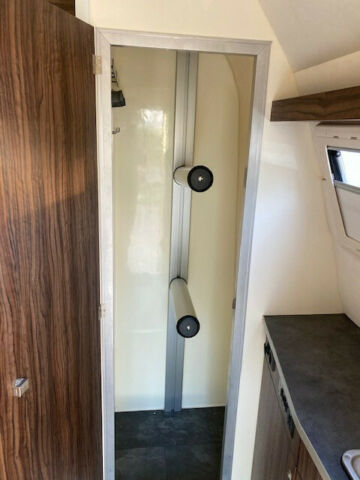 Andere Pferdeanhänger mit Wohnung (307733178)