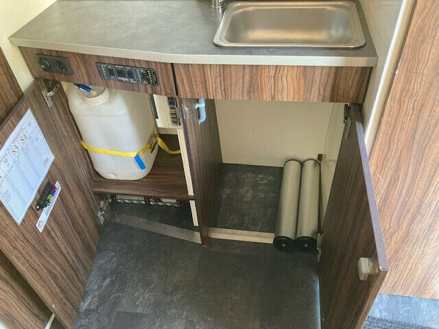 Andere Pferdeanhänger mit Wohnung (307733178)