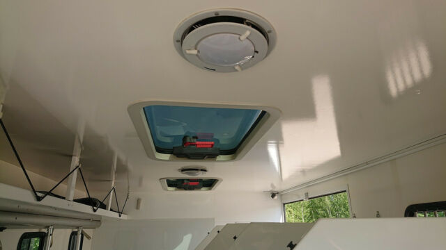 Mercedes-Benz Atego 1229 Pferde+Wohnung (325526328)