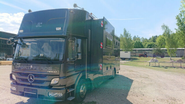 Mercedes-Benz Atego 1229 Pferde+Wohnung (325526328)