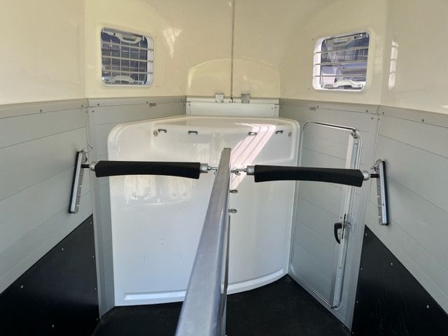Humbaur Xanthos Aero 2400 (374748533)