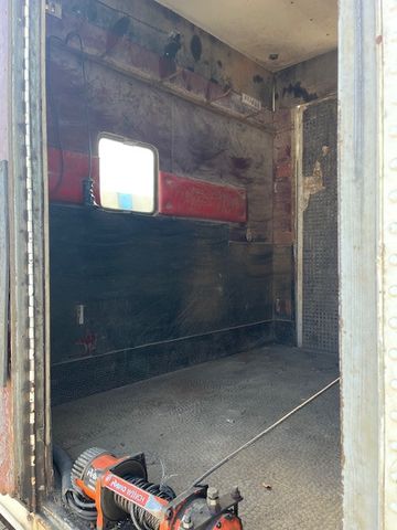 MERCEDES-BENZ  (449550507)