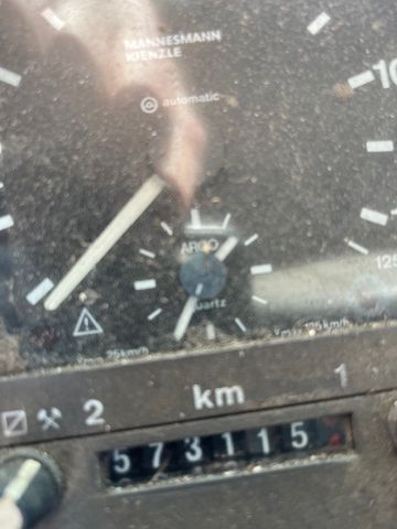 MERCEDES-BENZ  (449550507)