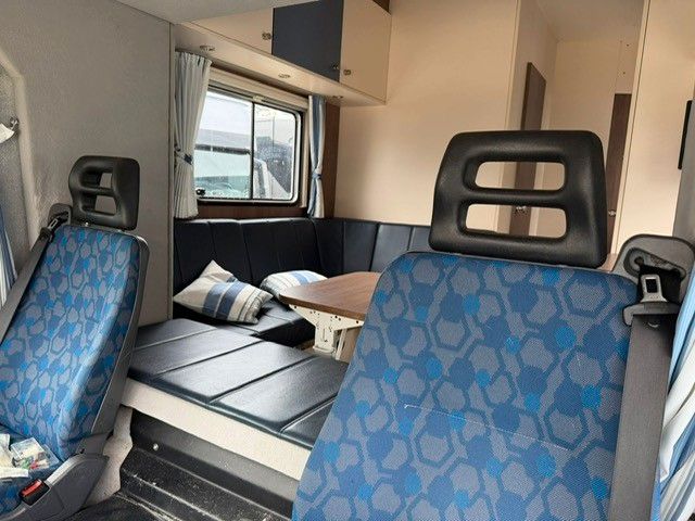 IVECO  (49105237875776)