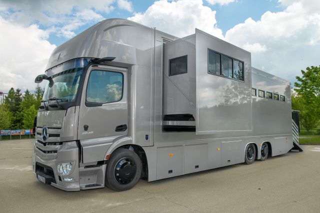 MERCEDES-BENZ  (49416156447200)