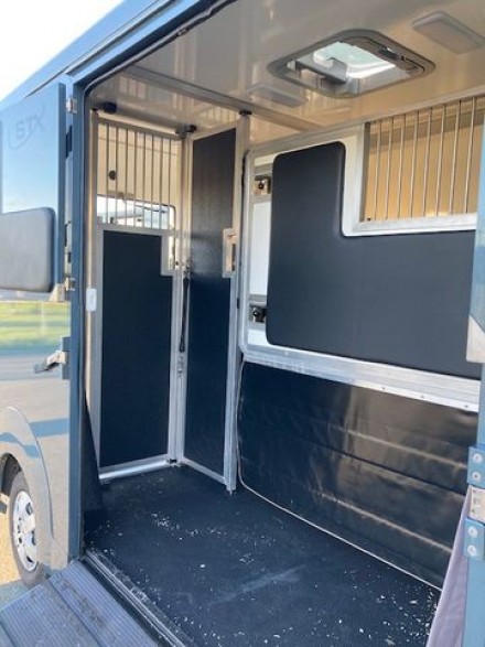 Renault Master STX Hengstversion (350342015)