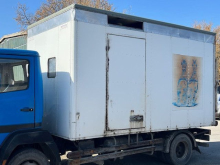 MERCEDES-BENZ  (449550507)