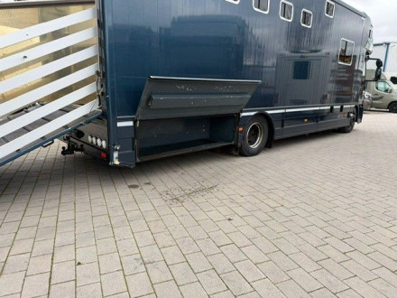 IVECO  (49105237875776)